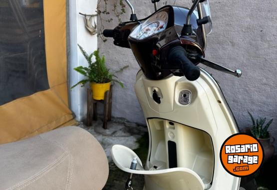 Motos - Motomel Strato Euro 150cc 2026 Nafta 25Km - En Venta