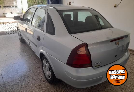 Autos - Chevrolet Corsa classic siena focus 2008 GNC 180000Km - En Venta
