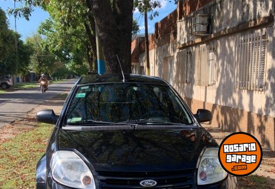 Autos - Ford MOTOR  1,0 2009 Nafta 200000Km - En Venta