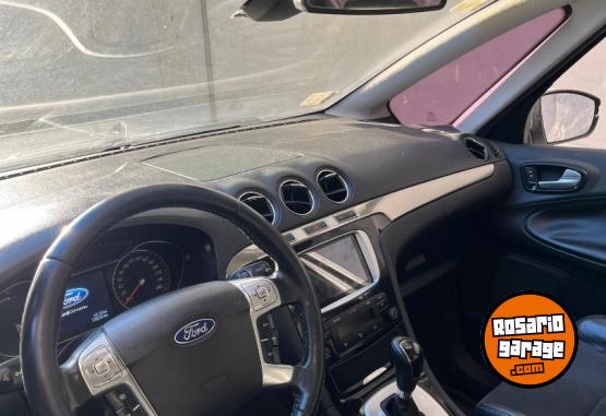 Autos - Ford S-Max 2013 Nafta 240000Km - En Venta