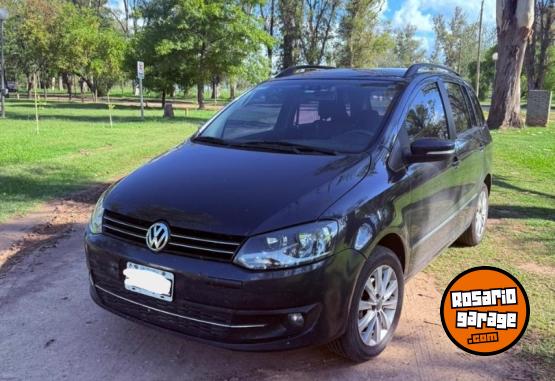 Autos - Volkswagen Suran 2011 Nafta 79000Km - En Venta