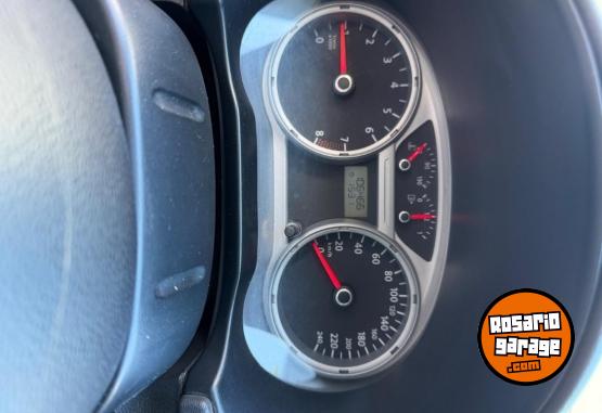 Autos - Volkswagen Gol Trend 2011 Nafta 106000Km - En Venta