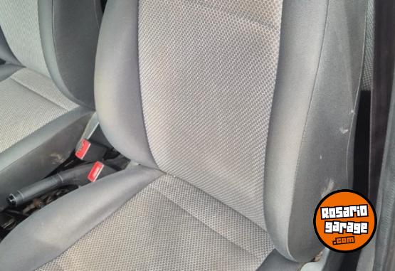 Autos - Volkswagen Fox 2005 2da inmaculado 2005 Nafta 150000Km - En Venta