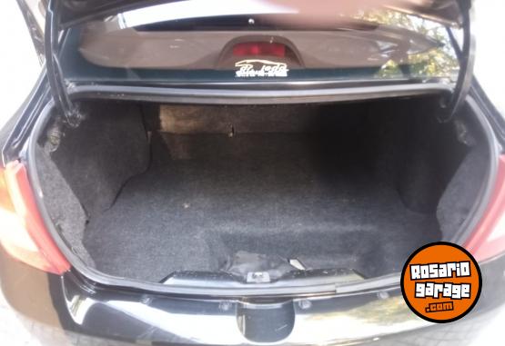 Autos - Renault Symbol 2010 Nafta 116900Km - En Venta