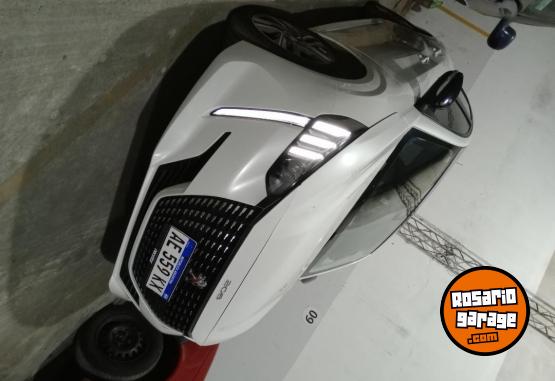 Autos - Peugeot 208 2021 Nafta 65000Km - En Venta