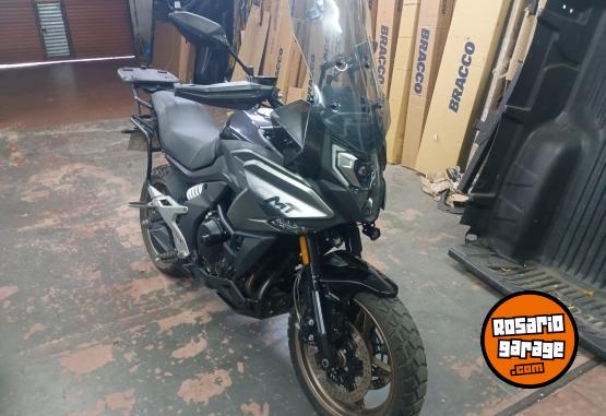 Motos - CF 700 MT 2024 Nafta 10300Km - En Venta