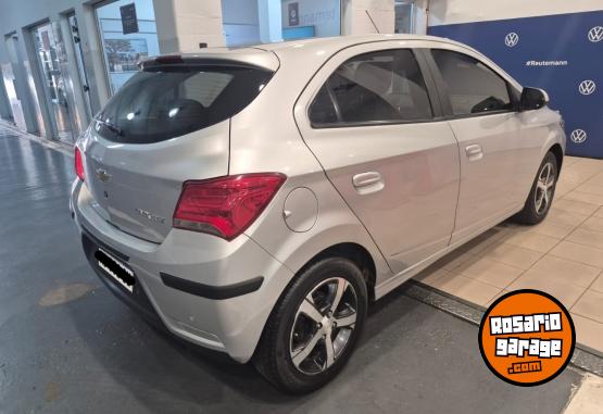 Autos - Chevrolet ONIX 1.4 LTZ 2017 Nafta 80000Km - En Venta
