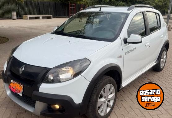 Autos - Renault Sandero Stepway 2015 Nafta 129000Km - En Venta