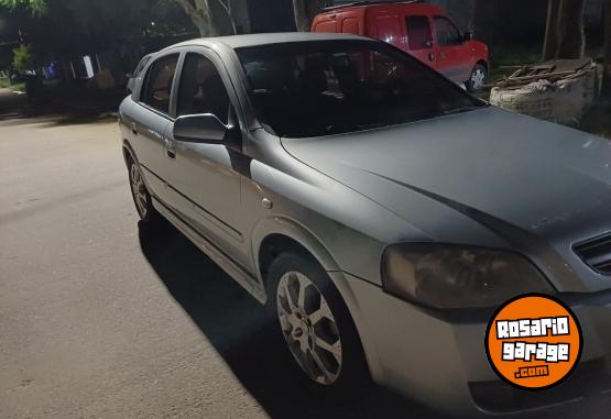 Autos - Chevrolet Astra 2010 Nafta 216000Km - En Venta