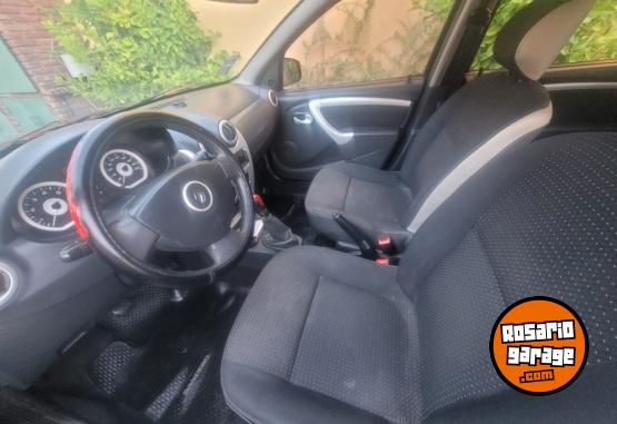 Autos - Renault Sandero 2011 Nafta 120000Km - En Venta