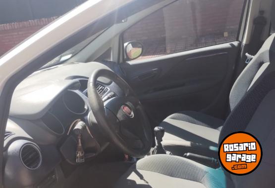 Autos - Fiat Punto 2014 Nafta 66800Km - En Venta