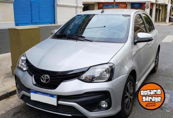 Autos - Toyota Etios/XLS pack 1.5 6M/T 2023 Nafta 6955Km - En Venta