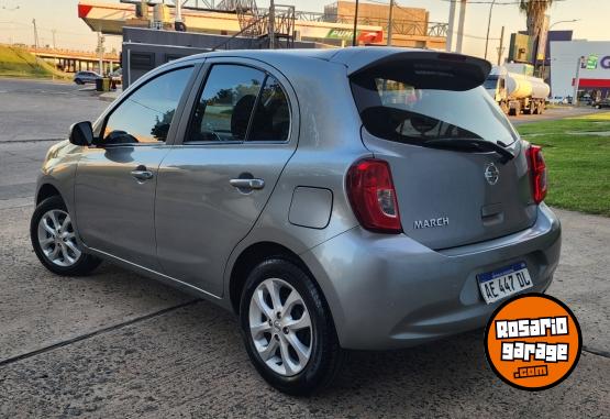 Autos - Nissan March 2020 Nafta 101000Km - En Venta