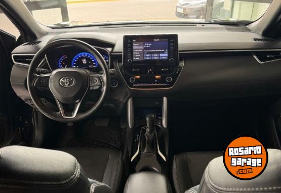 Autos - Toyota Corolla Cross SEG 2022 Nafta 30000Km - En Venta