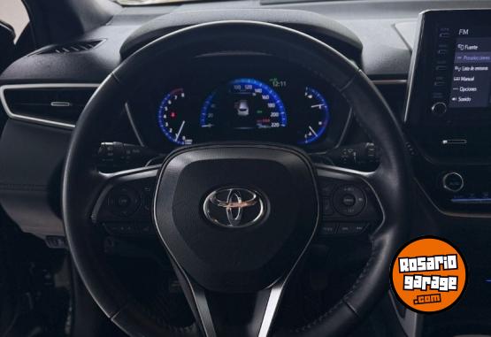 Autos - Toyota Corolla Cross SEG 2022 Nafta 30000Km - En Venta