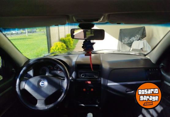 Autos - Fiat Palio TD ELX 2005 Diesel 220000Km - En Venta