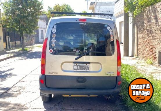 Utilitarios - Renault Kangoo 2013 GNC 185000Km - En Venta