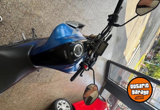 Motos - Honda Cb300 2024 Nafta 6000Km - En Venta