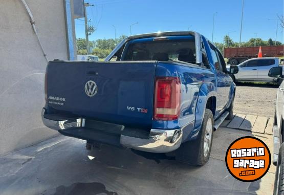 Camionetas - Volkswagen AMAROK V6 TDI HIGHLINE AT 2017 Diesel 140000Km - En Venta