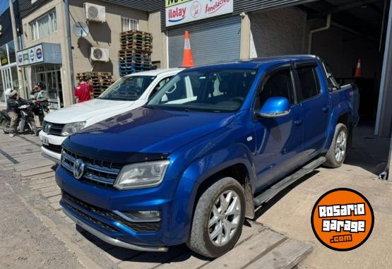 Camionetas - Volkswagen AMAROK V6 TDI HIGHLINE AT 2017 Diesel 140000Km - En Venta