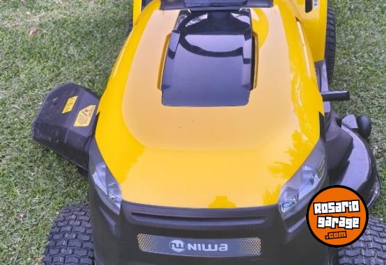 Herramientas - TRACTOR CORTA CESPED NIWA CTNW 42 H 16.5 Hp - En Venta