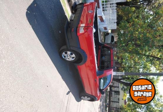 Camionetas - Fiat Strada cabina simple 2013 Nafta 200000Km - En Venta