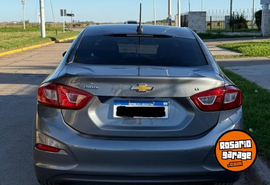 Autos - Chevrolet Cruze 2022 Nafta 65000Km - En Venta