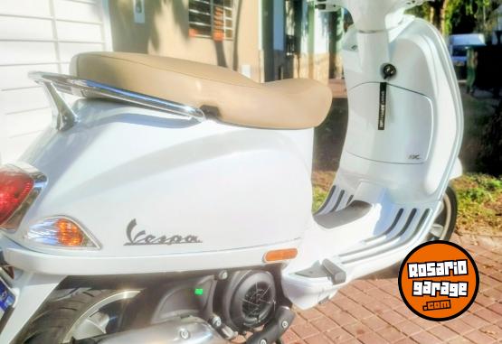 Motos - Vespa Vxl 150 inyeccion abs 2024 Nafta 3200Km - En Venta