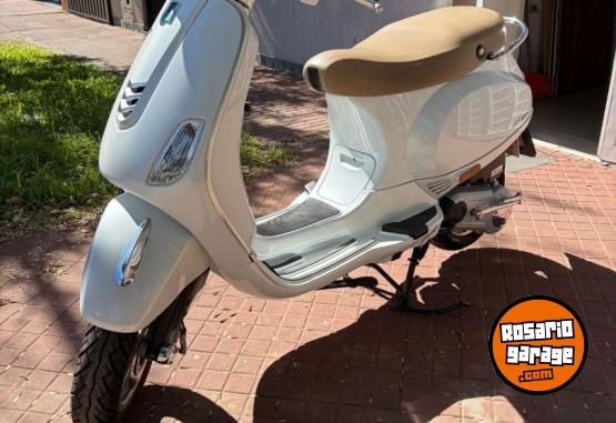 Motos - Vespa Vxl 150 inyeccion abs 2024 Nafta 3200Km - En Venta