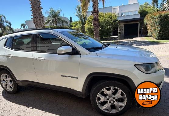 Camionetas - Jeep Compás longitude 2021 Nafta 61800Km - En Venta