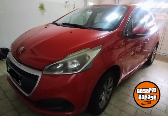 Autos - Peugeot 208 2017 Nafta 90000Km - En Venta
