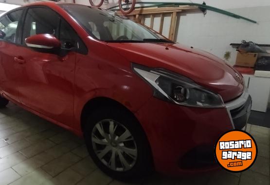 Autos - Peugeot 208 2017 Nafta 90000Km - En Venta