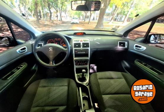 Autos - Peugeot 307 2011 Nafta 220000Km - En Venta