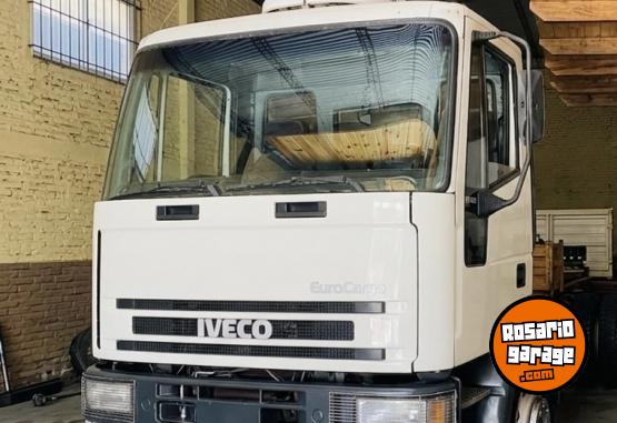 Camiones y Grúas - Iveco euro cargo - En Venta