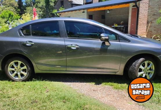 Autos - Honda Civic 2013 Nafta 195000Km - En Venta