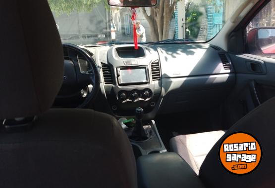 Camionetas - Ford Ranger 2014 GNC 230000Km - En Venta