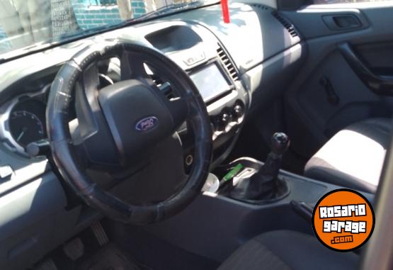 Camionetas - Ford Ranger 2014 GNC 230000Km - En Venta