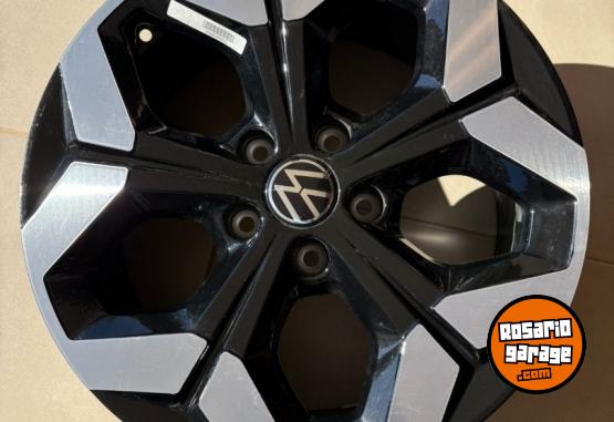 Accesorios para Autos - Llantas originales VW Amarok Highline V6 - R 18 - En Venta
