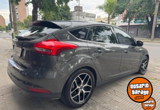 Autos - Ford FOCUS 2017 Nafta 70000Km - En Venta