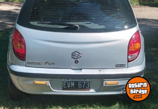 Autos - Suzuki Fun 1.0 2005 Nafta 85000Km - En Venta