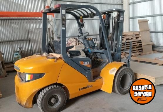 Camiones y Grúas - Autoelevador - En Venta