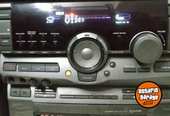 Hogar - Sony y biblioteca madera pura cedro oscuro - En Venta