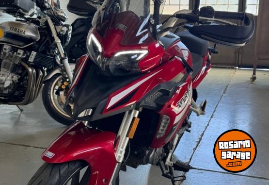 Motos - Benelli TRK 251 2020 Nafta 4500Km - En Venta