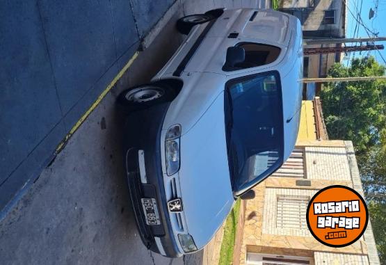 Utilitarios - Peugeot Partner 2008 Diesel 254000Km - En Venta