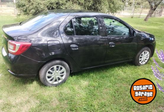 Autos - Renault Logan 2023 GNC 176000Km - En Venta