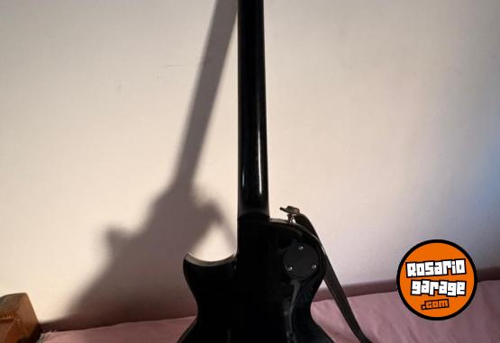 Instrumentos Musicales - Guitarra LTD con estuche rígido - En Venta
