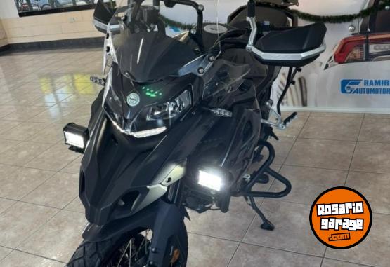 Motos - Benelli TRK 502X 2023 Nafta 4624Km - En Venta
