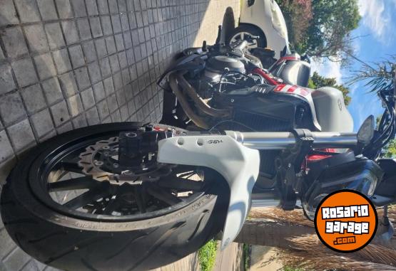 Motos - Benelli Tnt 302 s 2022 Nafta 28000Km - En Venta