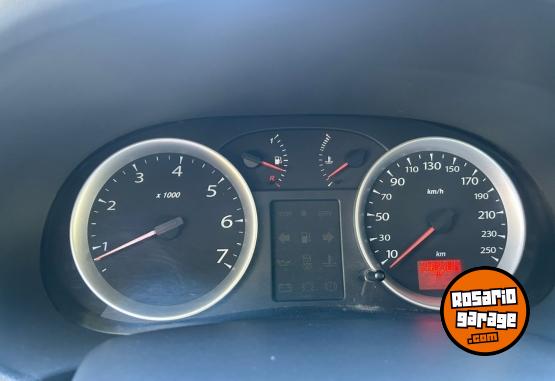 Autos - Renault Symbol confort 1.6 16 val 2009 Nafta 209000Km - En Venta