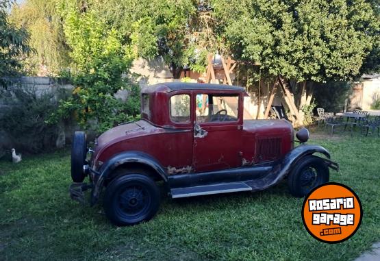 Clásicos - Ford A 5 ventanas - En Venta